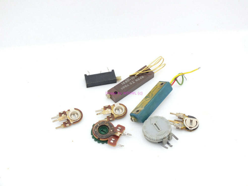 500-Ohm Pot Potentiometer Assorted From a Ham Estate LOT (bin4) - Dave's Hobby Shop by W5SWL