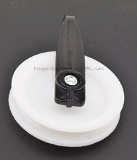 Load image into Gallery viewer, 2-3/8" Pulley Ham Light Weight POTA QRP Dipole Inverted Vee Loop Antenna - Dave's Hobby Shop by W5SWL
