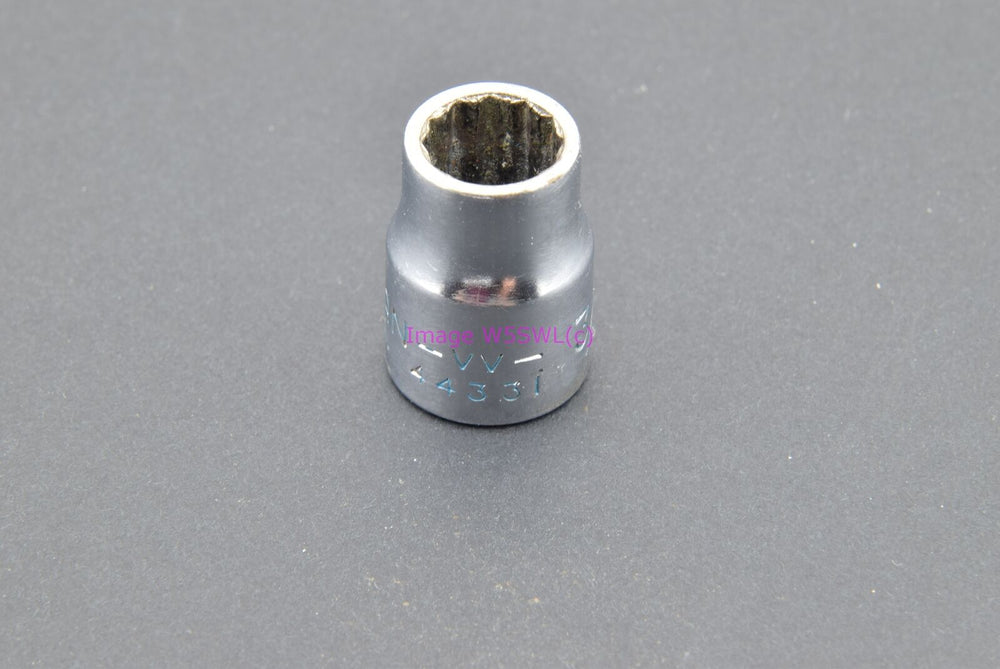 Craftsman 3/8 12pt Shallow SAE 3/8 Drive Vintage Socket -V V- (binT769) - Dave's Hobby Shop by W5SWL