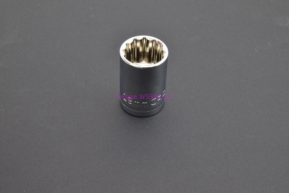 Craftsman Socket 1/2" Drive 12pt 19mm Metric Shallow (bin27) - NEW - Dave's Hobby Shop by W5SWL