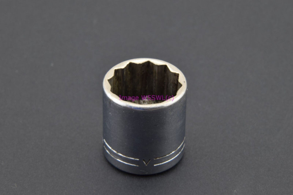 Craftsman 11/16 12pt 3/8"-Drive Shallow Vintage Socket V (binT239) - Dave's Hobby Shop by W5SWL