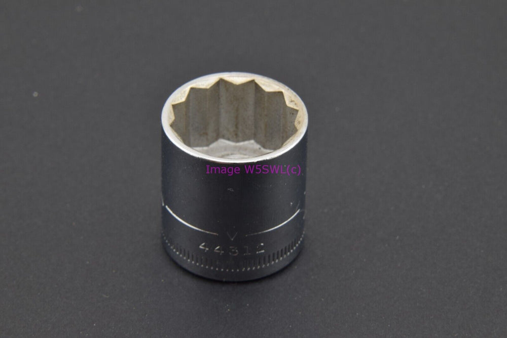 Vintage Craftsman Socket 3/8" Drive 12pt 18mm Metric Shallow V (binT34) - Dave's Hobby Shop by W5SWL