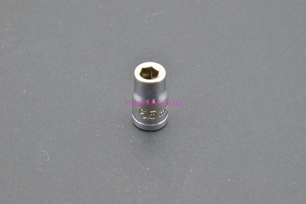 5.5mm 6pt Shallow Metric 1/4 Drive Socket (binT617) - Dave's Hobby Shop by W5SWL