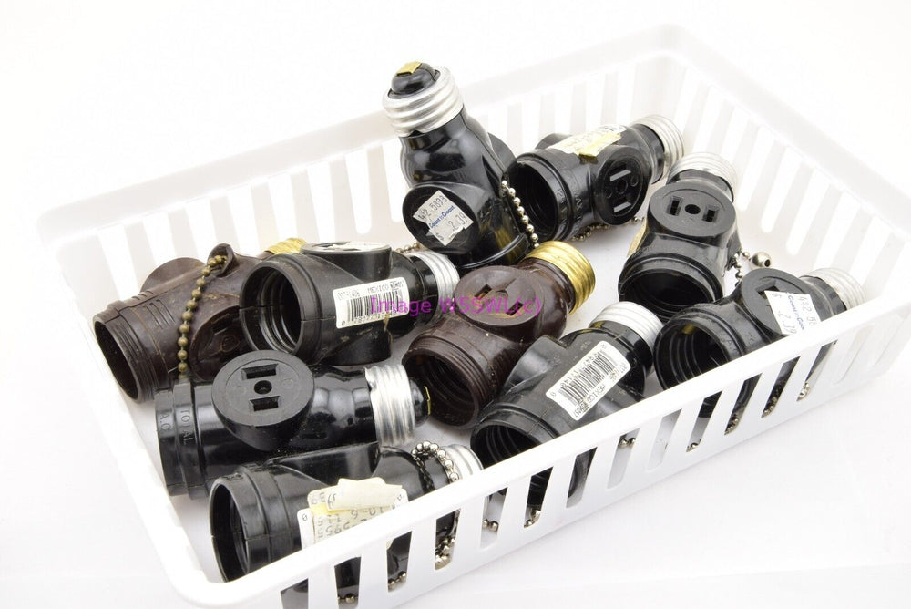 Lamp Socket Converter Bulb Socket and Two Outlets with Pull Chain - Lot of 10 - Dave's Hobby Shop by W5SWL