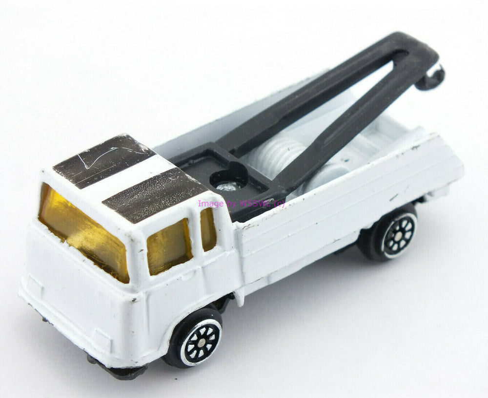 Regent Products White Wrecker about 2-3/4" Long for Model Railroad Scene - Dave's Hobby Shop by W5SWL