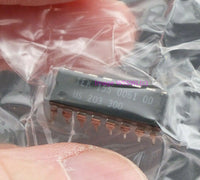 Load image into Gallery viewer, Tektronix 155-0061-00 - Dave&#39;s Hobby Shop by W5SWL
