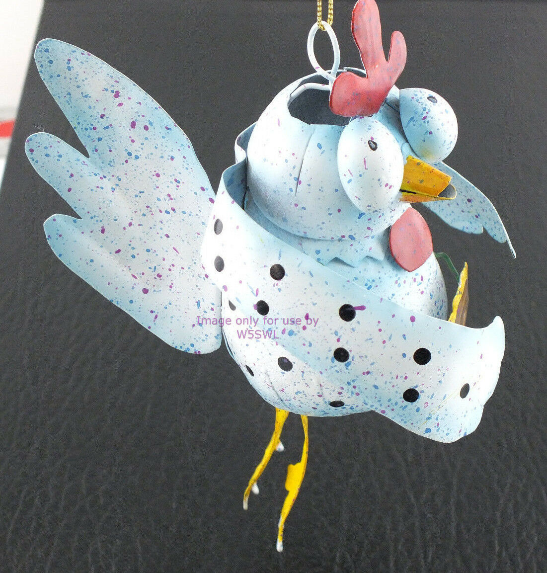 Unique Painted Metal Chicken Critter Decorative Hanging Room Accent Display - Dave's Hobby Shop by W5SWL
