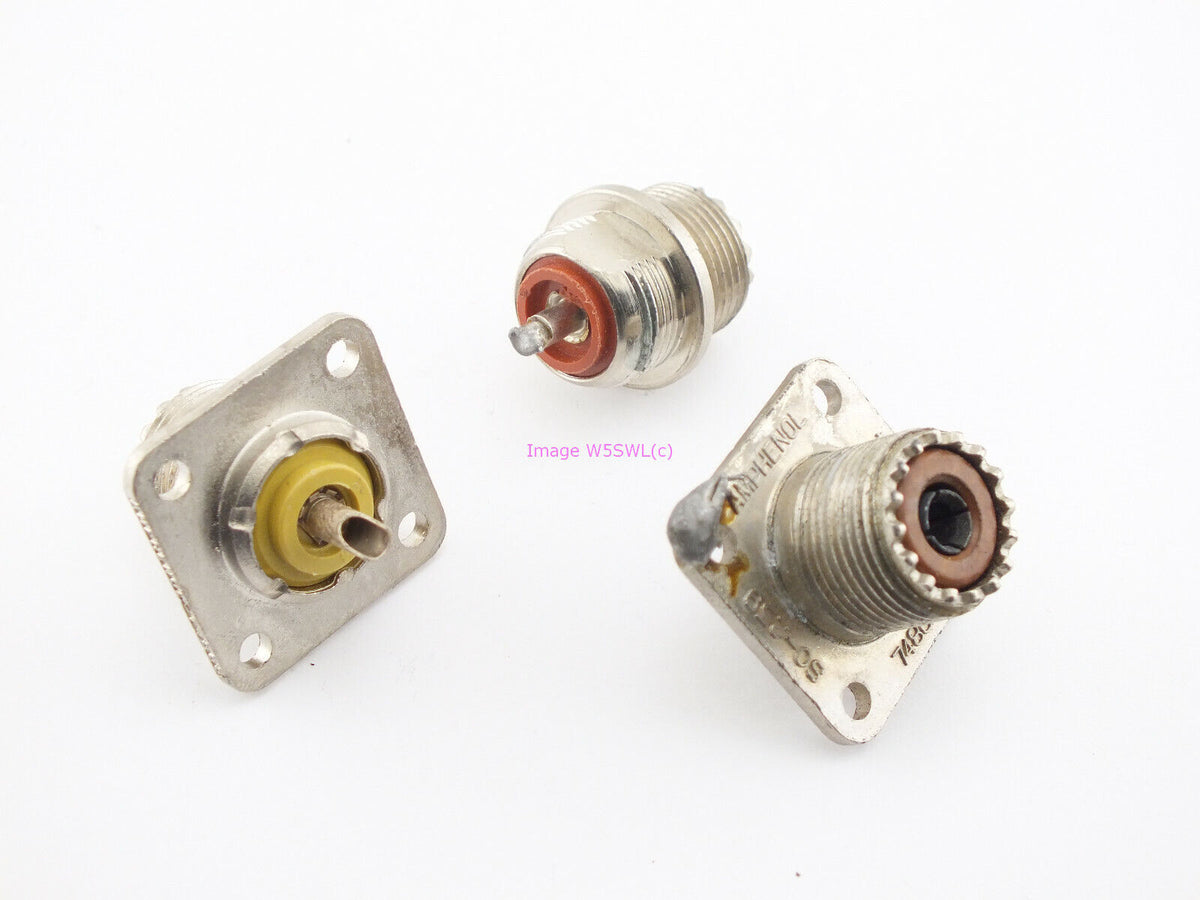 LOT UHF Female Chassis Connectors - Dave's Hobby Shop by W5SWL